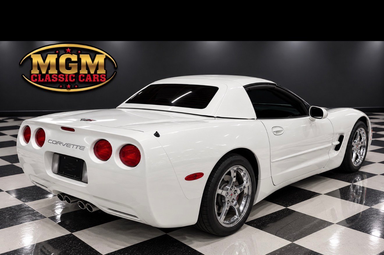 Used 2003 Chevrolet Corvette Convertible w/ Preferred Equipment Group1 RWD image 4