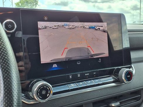 Used 2023 Chevrolet Colorado Trail Boss w/ Advanced Trailering Package AWD/4WD image 9