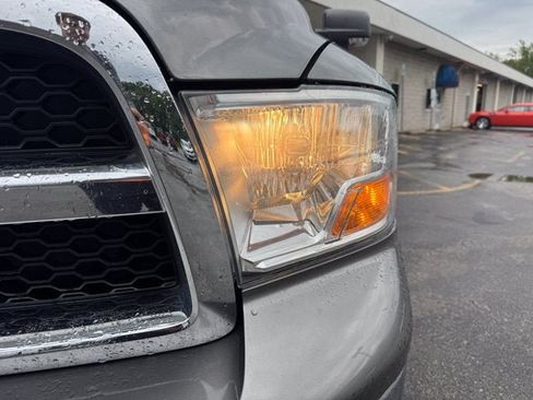Used 2012 RAM 1500 Classic SLT w/ Luxury Group AWD/4WD image 9
