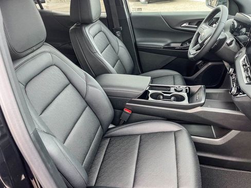 New 2026 Chevrolet Equinox LT w/ Convenience Package II image 15