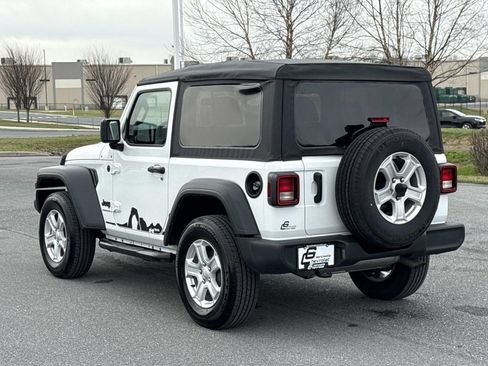 Used 2023 Jeep Wrangler Sport AWD/4WD image 27