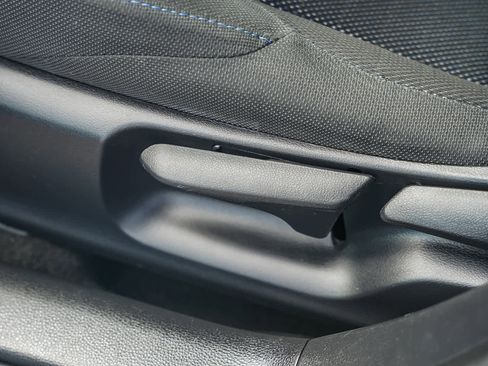 Used 2020 Toyota Corolla SE image 21