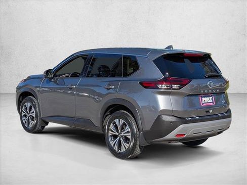 Certified 2021 Nissan Rogue SV image 8