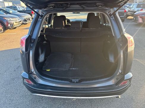 Used 2017 Toyota RAV4 XLE image 7