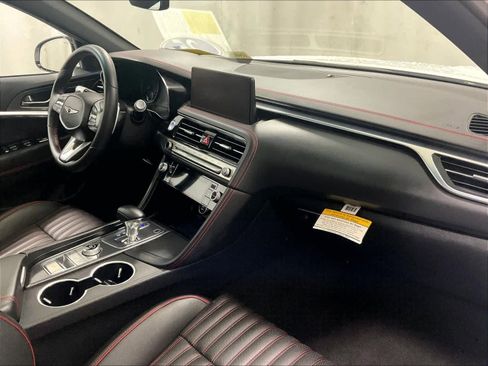 Used 2025 Genesis G70 3.3T Advanced image 14