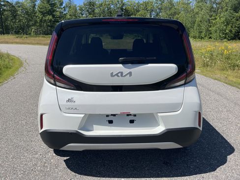 New 2025 Kia Soul LX image 6