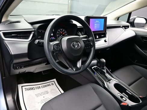 Used 2023 Toyota Corolla LE FWD image 12
