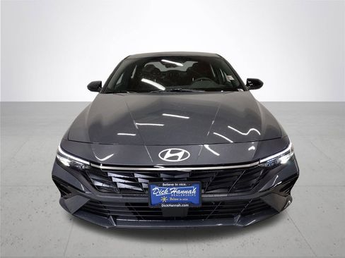 New 2026 Hyundai Elantra SEL Sport Premium FWD image 3