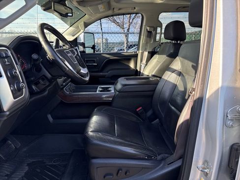 Used 2016 GMC Sierra 2500 SLT w/ Duramax Plus Package image 17