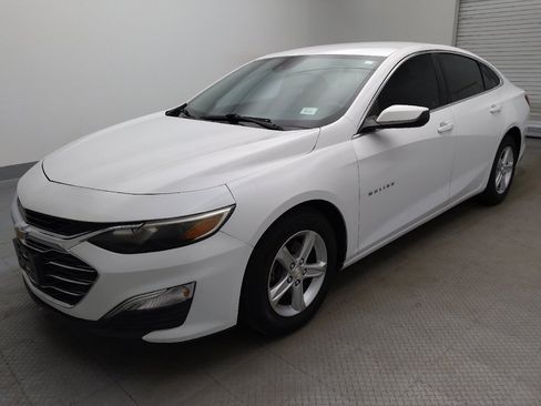 Used 2020 Chevrolet Malibu LS w/ Driver Confidence Package II FWD image 2