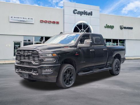 New 2026 RAM 2500 Big Horn AWD/4WD image 7