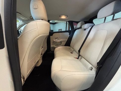 Used 2023 Mercedes-Benz GLA 250 4MATIC w/ Premium Package image 20