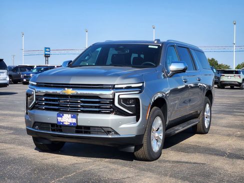 New 2026 Chevrolet Suburban Premier w/ Sun And Tow Package image 2