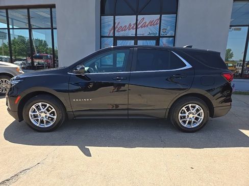 Used 2024 Chevrolet Equinox LT w/ Driver Convenience Package AWD/4WD image 6