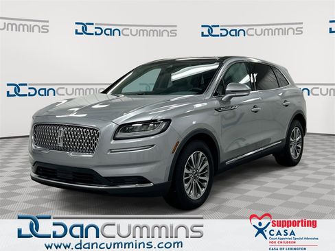 Used 2021 Lincoln Nautilus Reserve image 1