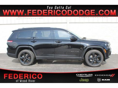 Used 2024 Jeep Grand Cherokee L Altitude AWD/4WD image 1