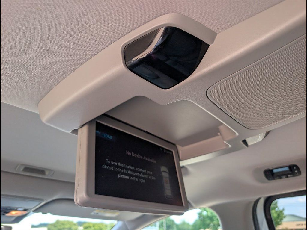 Used 2018 Honda Odyssey Touring image 18