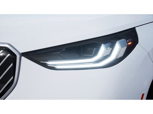 New 2026 BMW X3 xDrive30 image 6