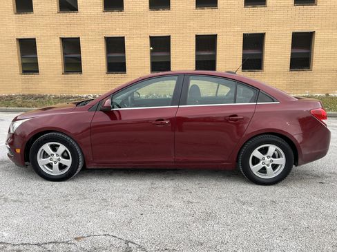Used 2016 Chevrolet Cruze LT w/ Technology Package image 3