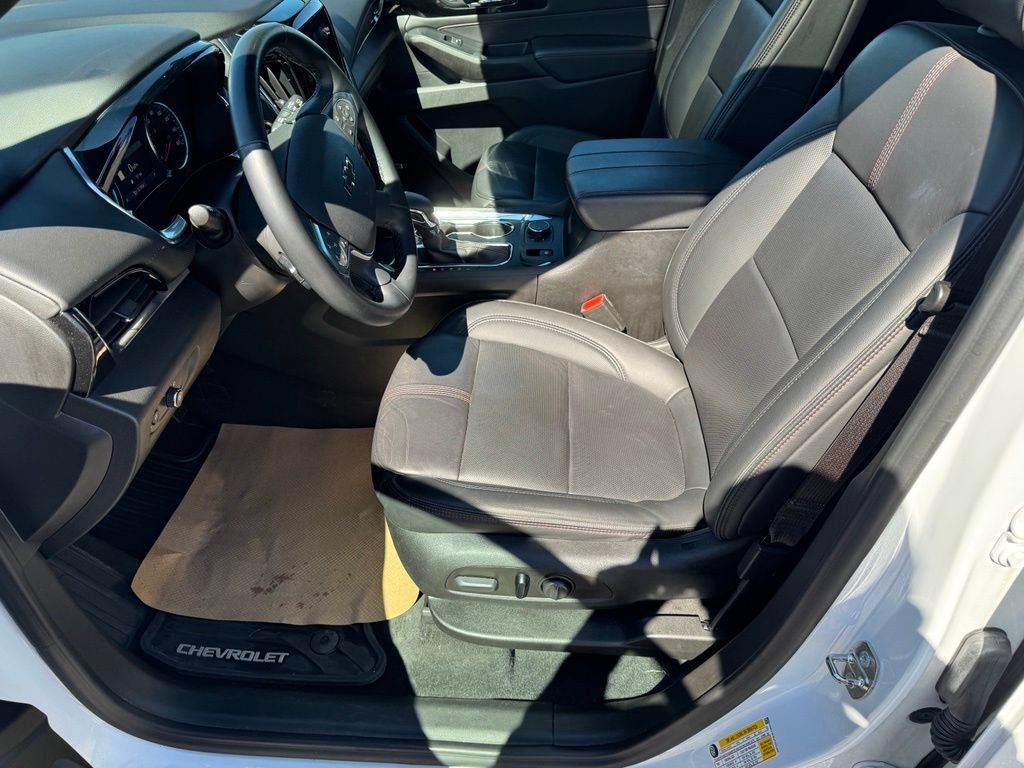 Certified 2023 Chevrolet Traverse RS AWD/4WD image 11