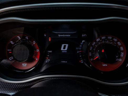 Used 2019 Dodge Challenger SRT Hellcat Redeye image 15