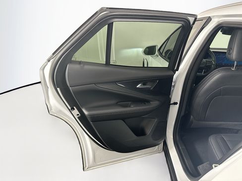 Used 2025 Chevrolet Blazer EV LT AWD/4WD image 27
