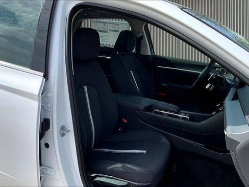 New 2026 Hyundai Sonata SEL FWD image 9
