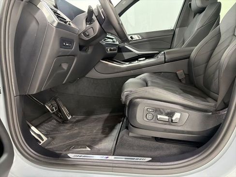 Certified 2024 BMW X5 xDrive40i w/ M Sport Package AWD/4WD image 14