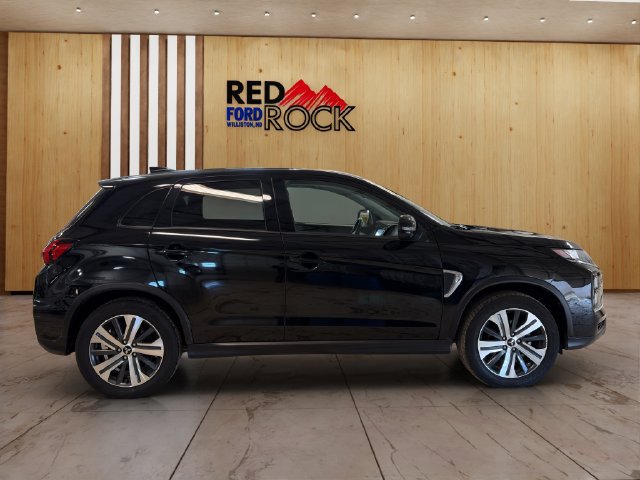 Used 2024 Mitsubishi Outlander Sport SE AWD/4WD image 7