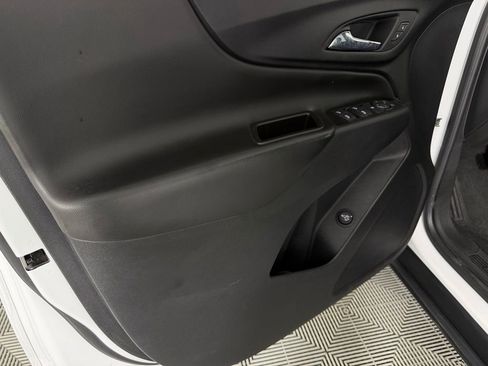 Used 2022 Chevrolet Equinox LT AWD/4WD image 25