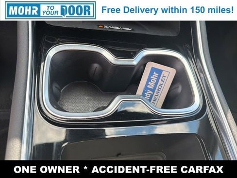 Used 2025 Chevrolet Traverse LT image 22