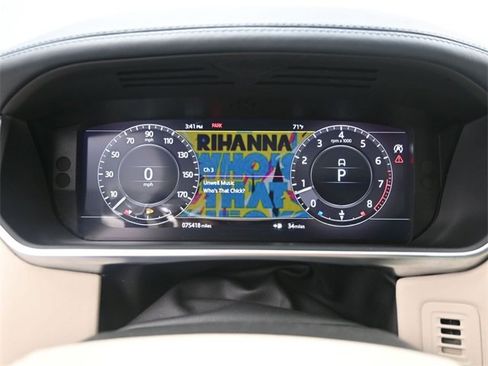 Used 2020 Land Rover Range Rover Autobiography image 11