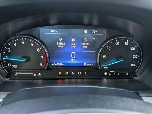 Used 2022 Ford Explorer XLT image 25