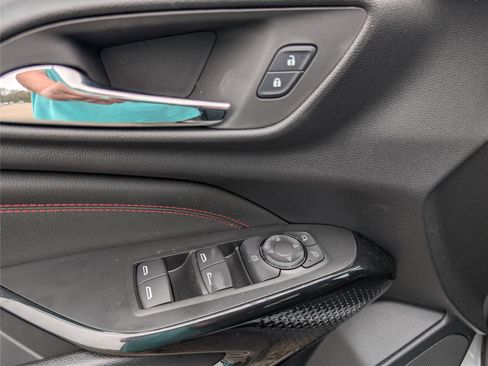 New 2026 Chevrolet Trax RS w/ Sunroof Package image 15