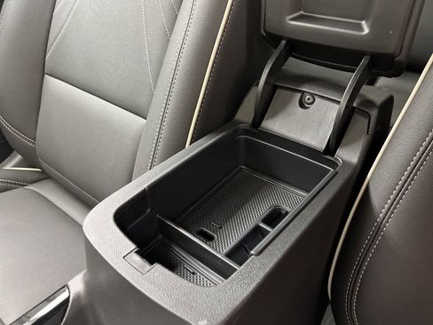 Used 2026 Buick Envista Sport Touring w/ Studio Series image 26