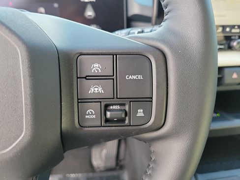 Used 2026 Toyota RAV4 Limited AWD/4WD image 19
