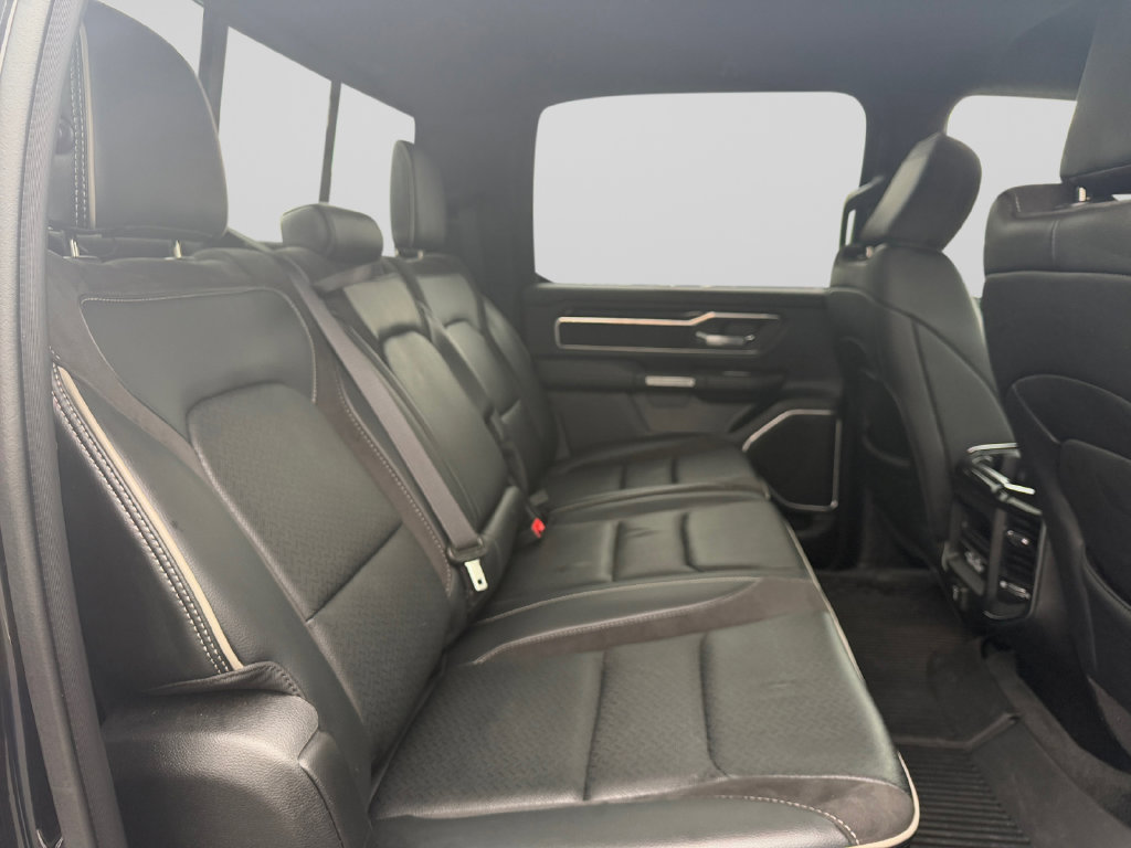 Used 2022 RAM 1500 Laramie w/ Sport Appearance Package AWD/4WD image 18