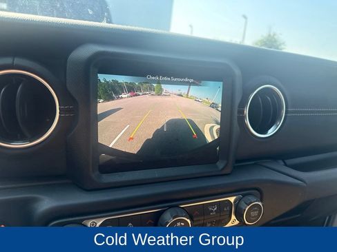 Used 2023 Jeep Wrangler Unlimited Sahara w/ Cold Weather Group AWD/4WD image 14