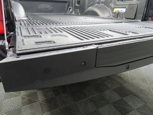 Used 2023 Ford F250 Platinum w/ FX4 Off-Road Package AWD/4WD image 47