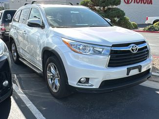 Used 2016 Toyota Highlander Limited image 1