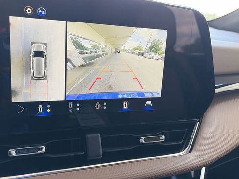 Used 2025 Chevrolet Equinox ACTIV w/ Safety and Technology Package image 20