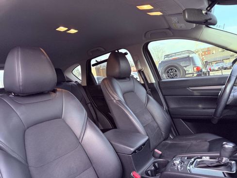 Used 2018 MAZDA CX-5 Touring image 16