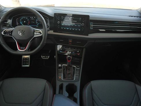 Used 2025 Volkswagen Jetta GLI Autobahn FWD image 10