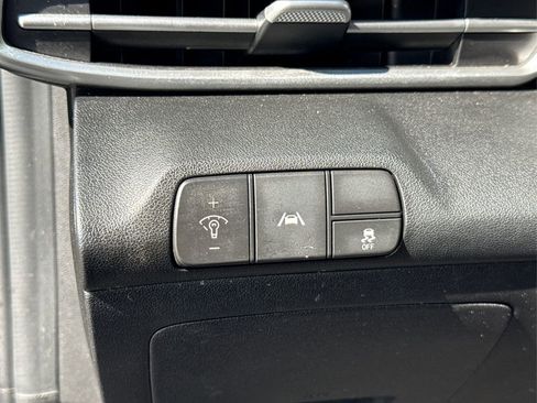 Used 2021 Hyundai Elantra SEL w/ Convenience + Premium Package image 31