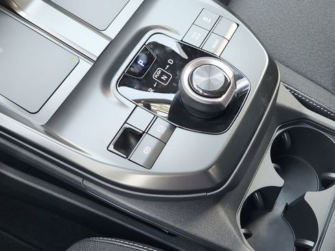 New 2026 Toyota C-HR AWD/4WD image 18