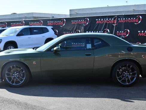 Used 2023 Dodge Challenger R/T Scat Pack w/ Plus Package RWD image 4