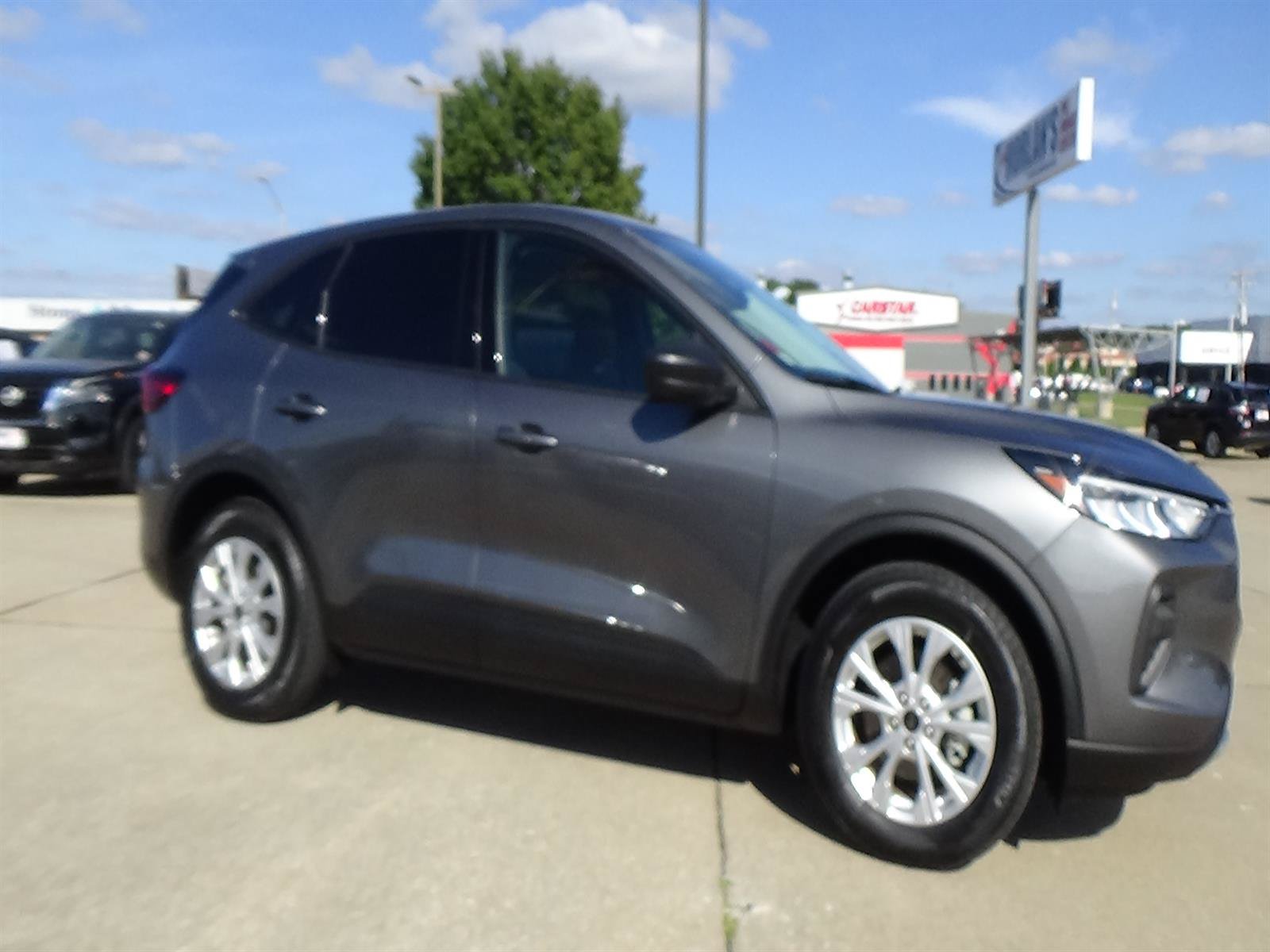 Used 2025 Ford Escape Active FWD image 5
