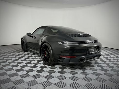 Used 2023 Porsche 911 Targa 4 GTS image 3