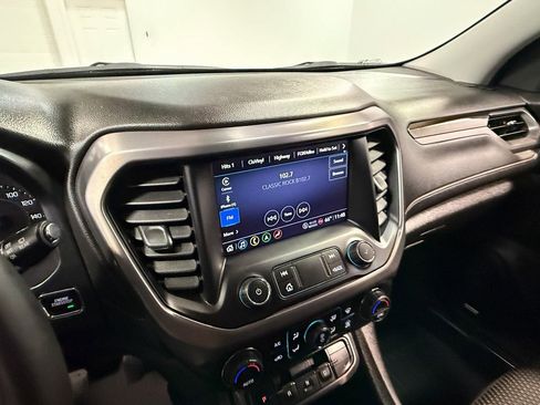 Used 2023 GMC Acadia AT4 image 82