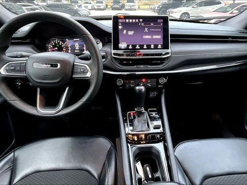 Used 2023 Jeep Compass Altitude image 13